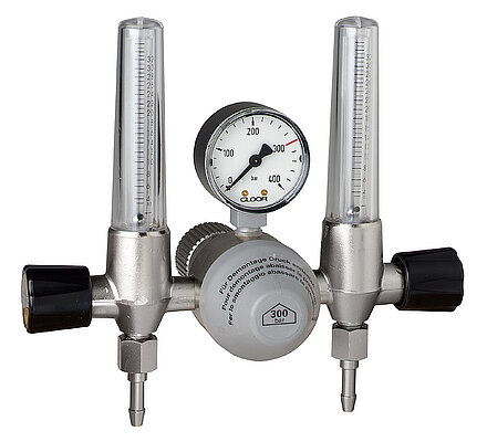 Pressure reducing valve inlet pressure 300 bar with two attached flow meters Pressure reducing valve inlet pressure 300 bar with two attached flow meters