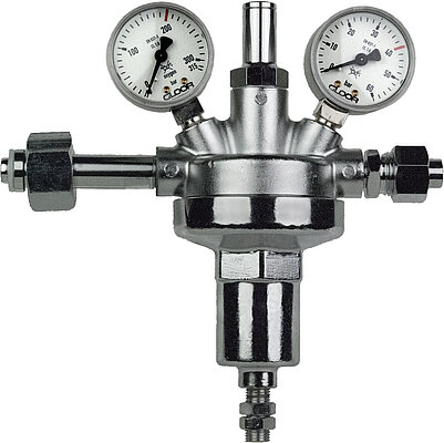 Central pressure regulator for pure gases with stainless steel diaphragm Central pressure regulator for pure gases with stainless steel diaphragm