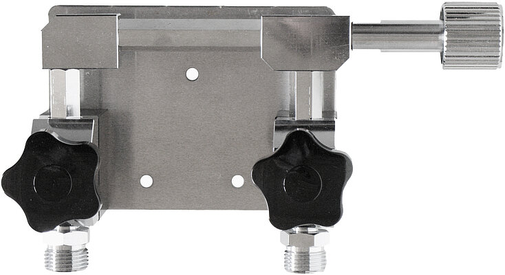 Cylinder battery for two or three cylinders and connection to the automatic change-over switching station. Inlet left or right